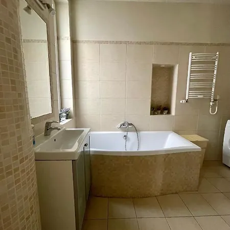 Spacious In The Heart Of Lägenhet Sopot